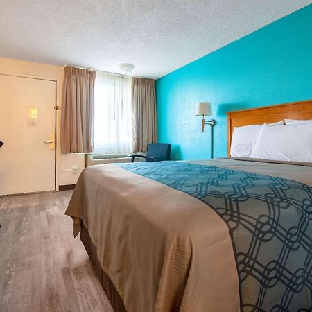 Econo Lodge Kent Exteriör bild