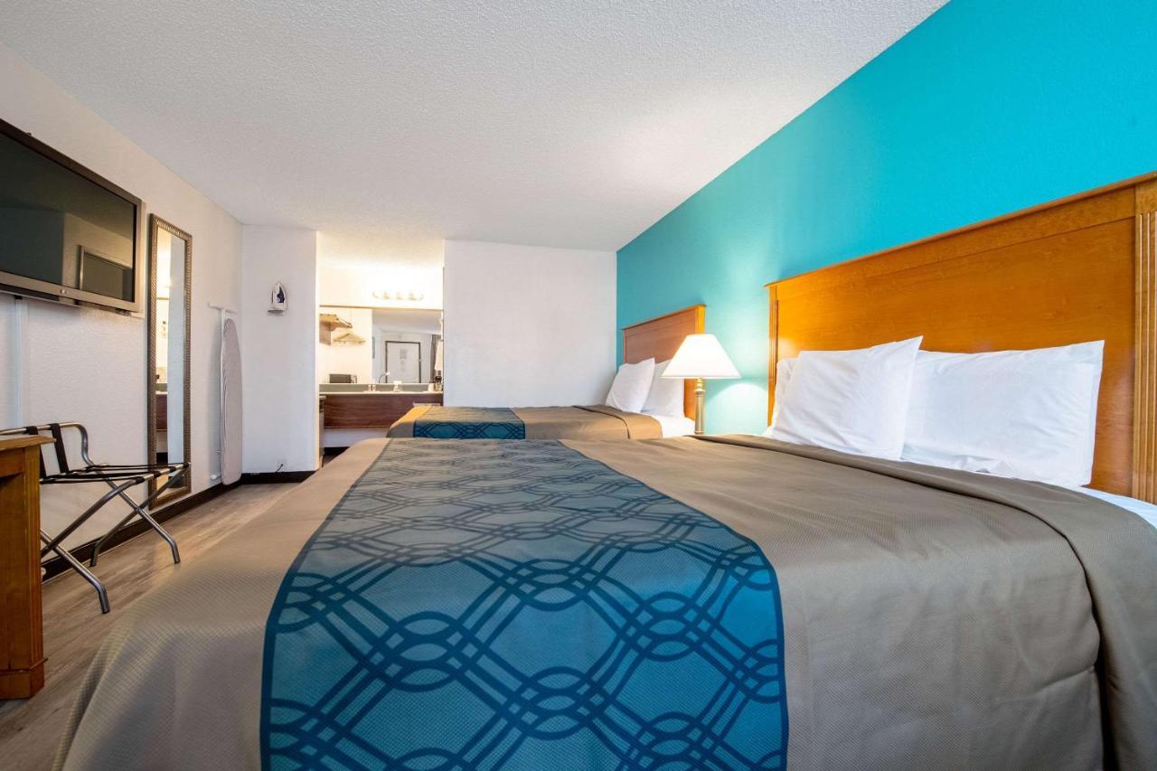 Econo Lodge Kent Exteriör bild