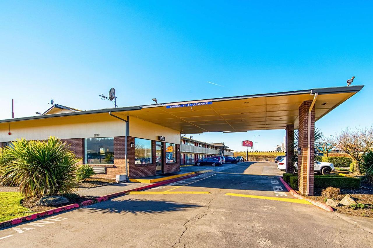 Econo Lodge Kent Exteriör bild
